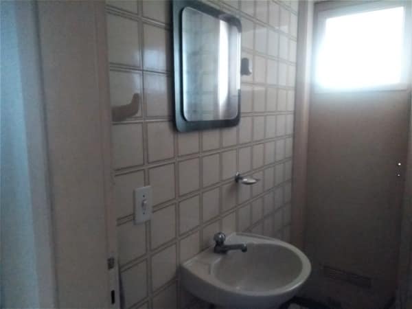 iBT8f93iRrlGG_3931561e058ec44c84