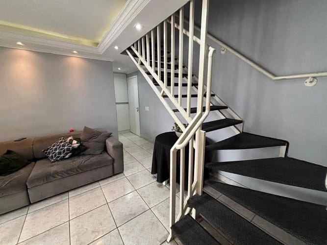 394650301619712