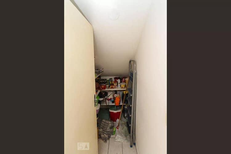 893285552-198.75411179225256IMG9855