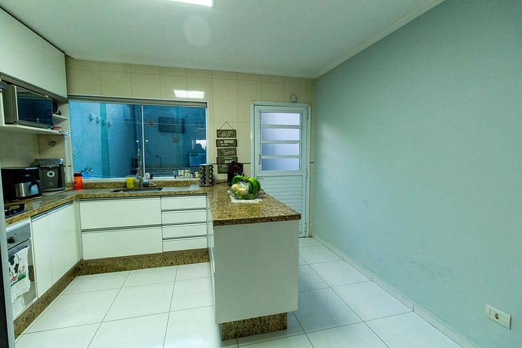 original894950550-672.0774566171955Cozinha2